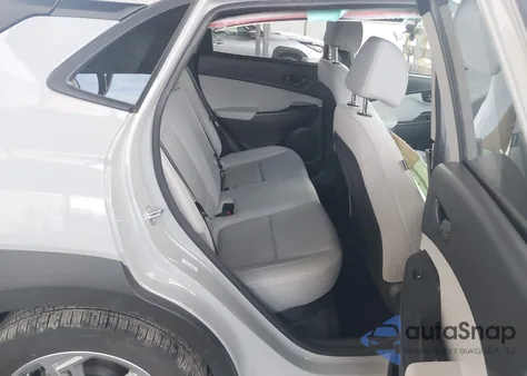 2023 Hyundai Kona Sel z USA, uszkodzony, nr VIN KM8K6CAB1PU060523